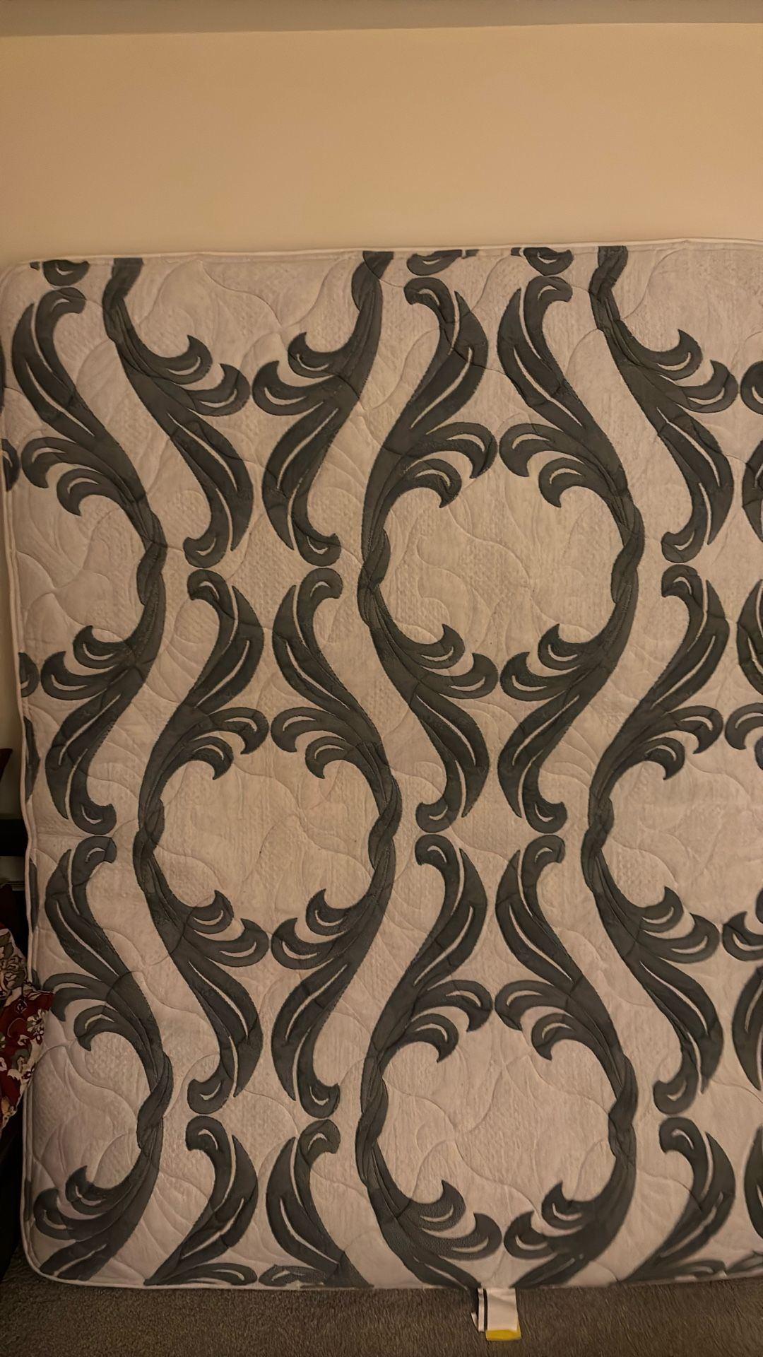 Mattress Queen, Size Good Condition