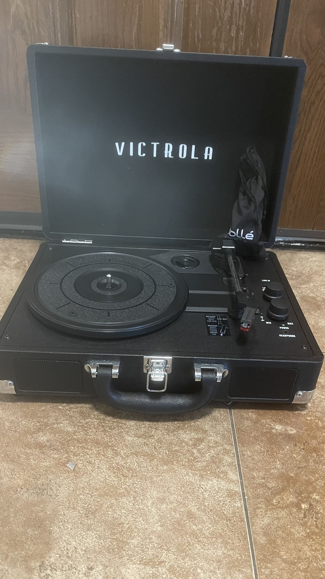 Portable record player and handbags/tote bag