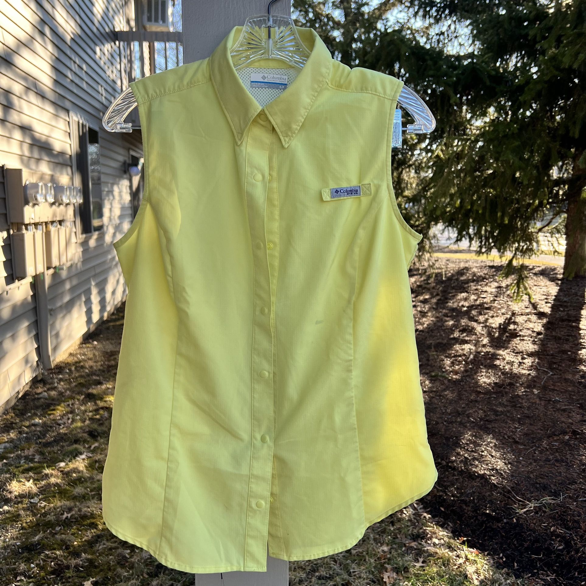 Columbia Sleeveless Button Down Shirt, Women's