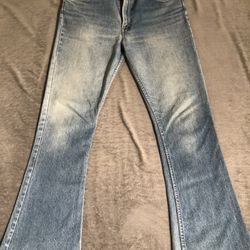Vintage Levi’s bell bottom jeans 33x32