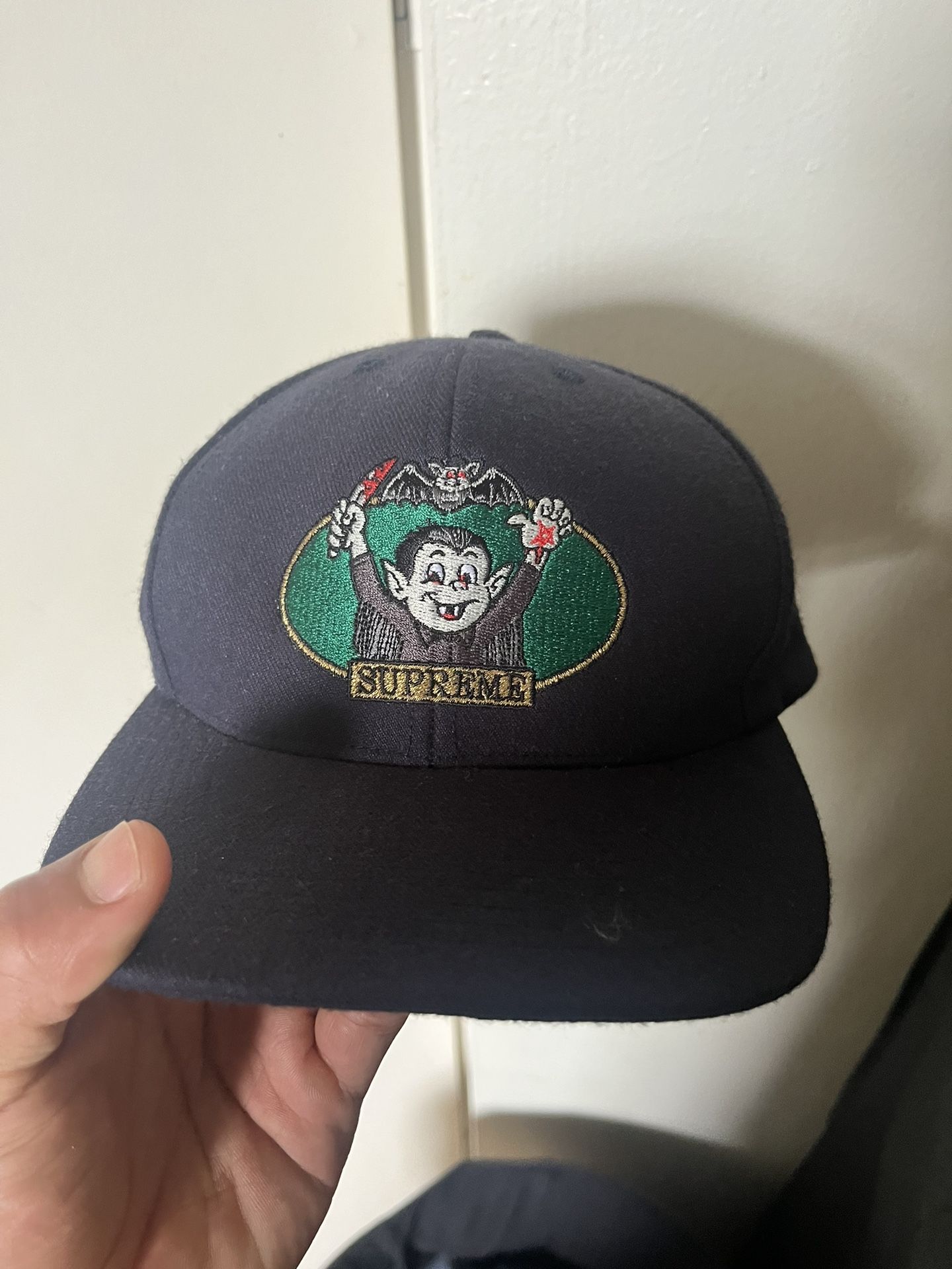 Supreme Hat