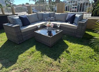 Patio furniture set outdoor new in the box