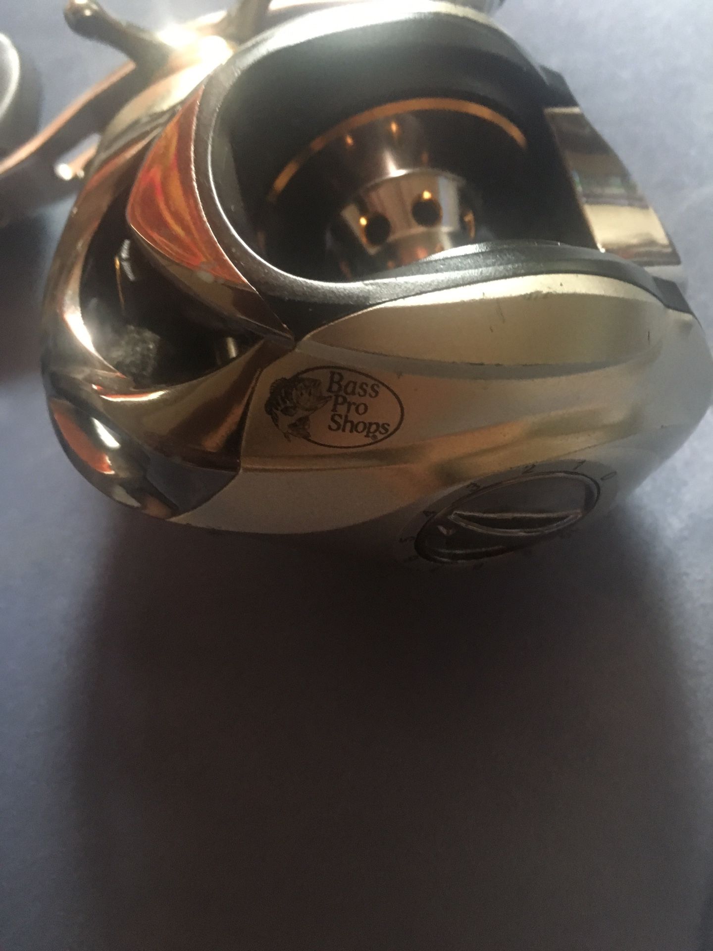 Bass pro shop fishing reel