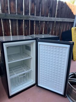 Arctic king small freezer