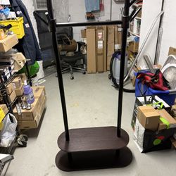 Wooden Coat Hanger With Shelf 