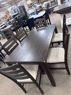Furniture & Mattress discounters
