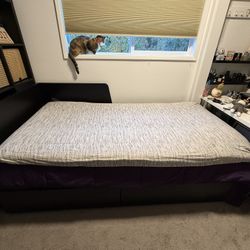 IKEA Flekke Daybed - Great For holiday Guests!