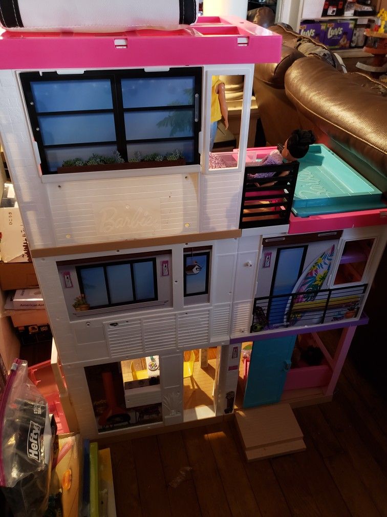 Doll House