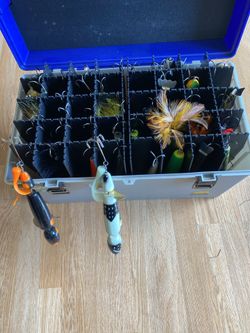 Musky Lures With Full Box $450 For All Or $30 dollars each.