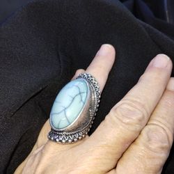 Costume Jewelry, Size Estimate 8