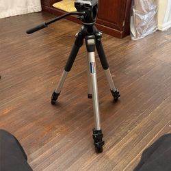 Manfrotto 3022pro  Head 701 RC2