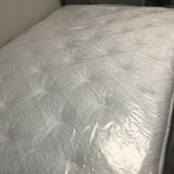 Brand New, full-size mattress
