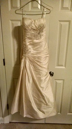 New And Used Wedding Dresses For In Greenville Nc Offerup Beautiful Silk Wedding Dress For In Greenville Nc