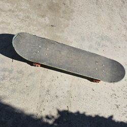 Skateboard 