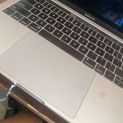 2018 Macbook Pro i5 16gb Monterey13”