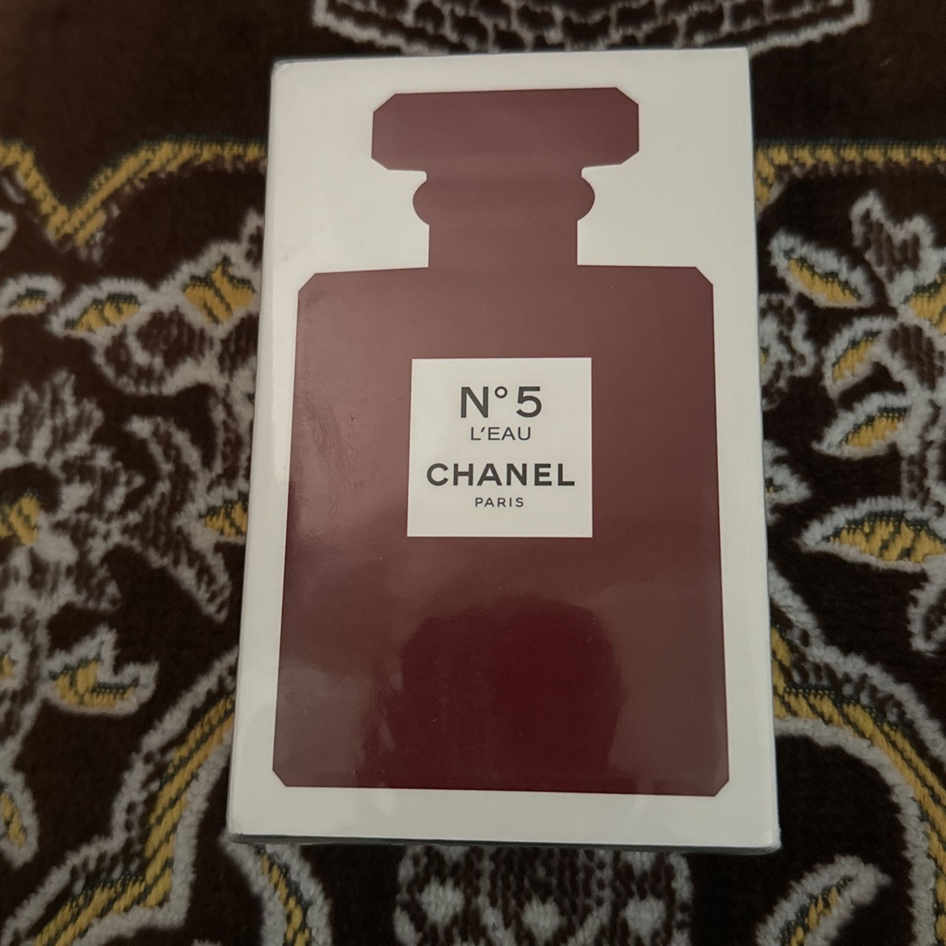 N’5 L'EAu Chanel Paris Perfume