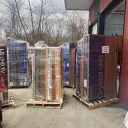 Walmart TVs Pallets For Sell 36709 Royalton rd grafton ohio 44044. 2 building behind party center. Next to junkyard.