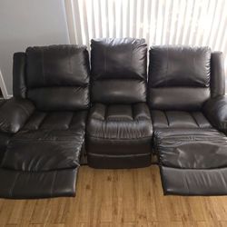 Couch, Funiture, Reclines
