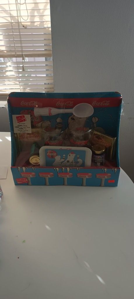 Coca-Cola Sunday Kit Collectible