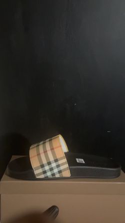 BurB Slides /Sandals