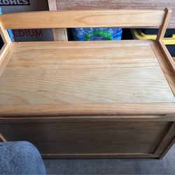 Kid toy box