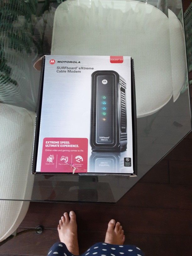 Motorola SURFBOARD Extreme Cable Modem