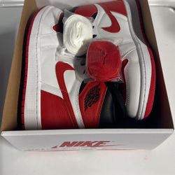 Air Jordan 1 Retro High OG Brand New Sz 8.5