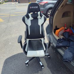 Game Chair Must Go