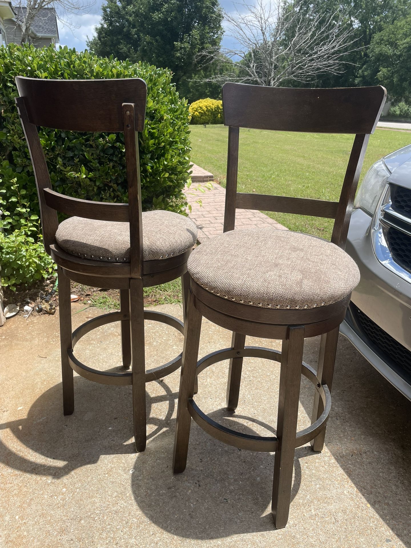 Bar Stools - Free