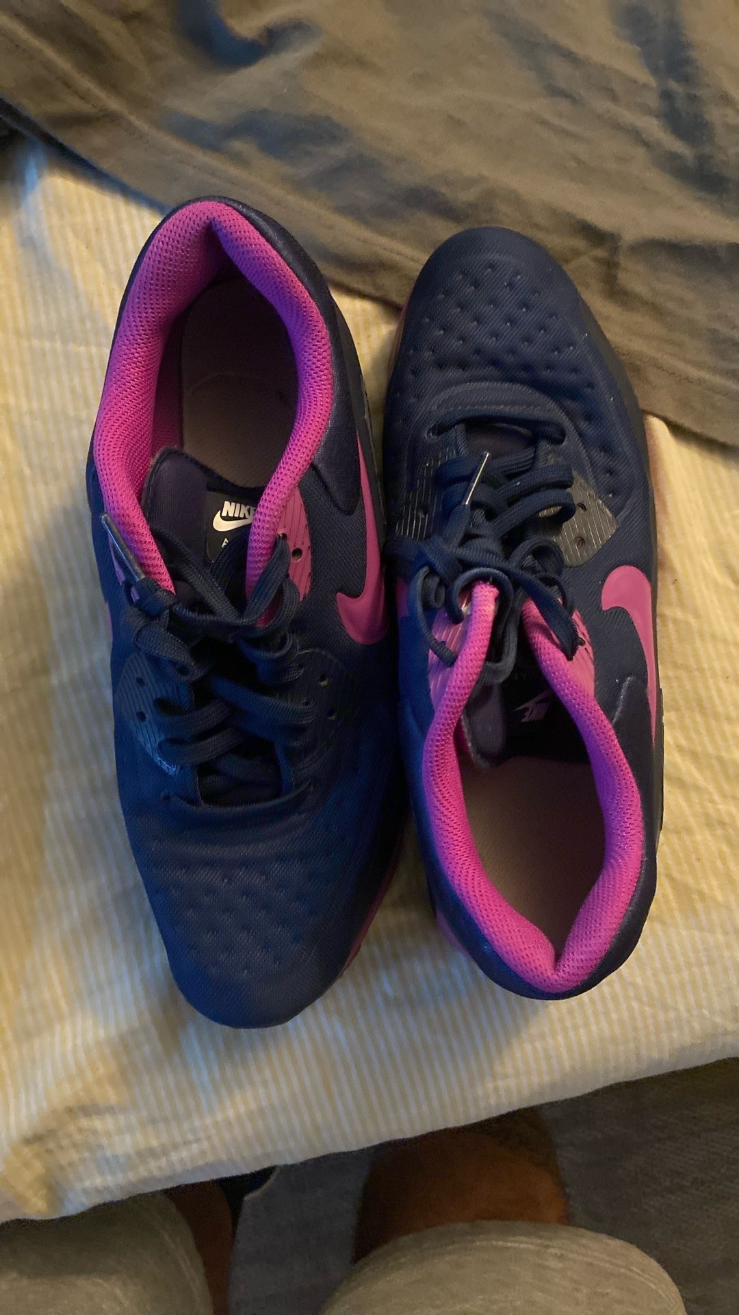 Nike