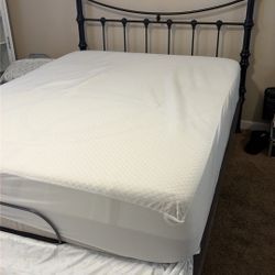 Queen Adjustable Bed