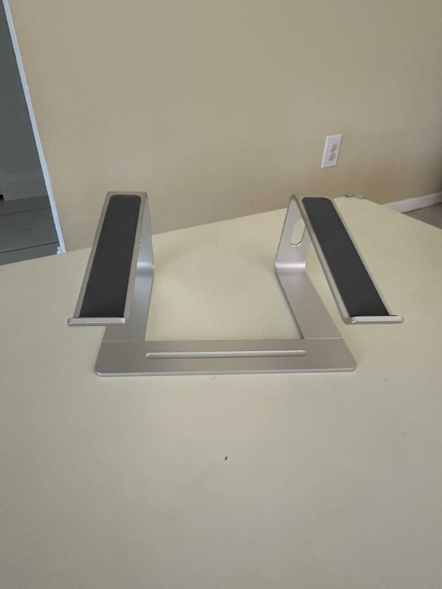 Laptop Stand
