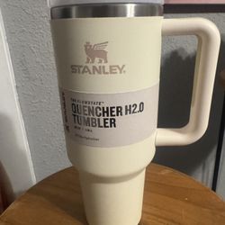 Stanley Flowstate Tumblr 40oz