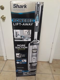 Shark Rotator Lift Away Vacuum Vac