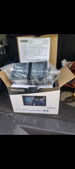 Kenwood audio system like new