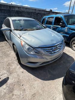 2013 Hyundai Sonata Parts Transmission Rims Doors Fender Headlight