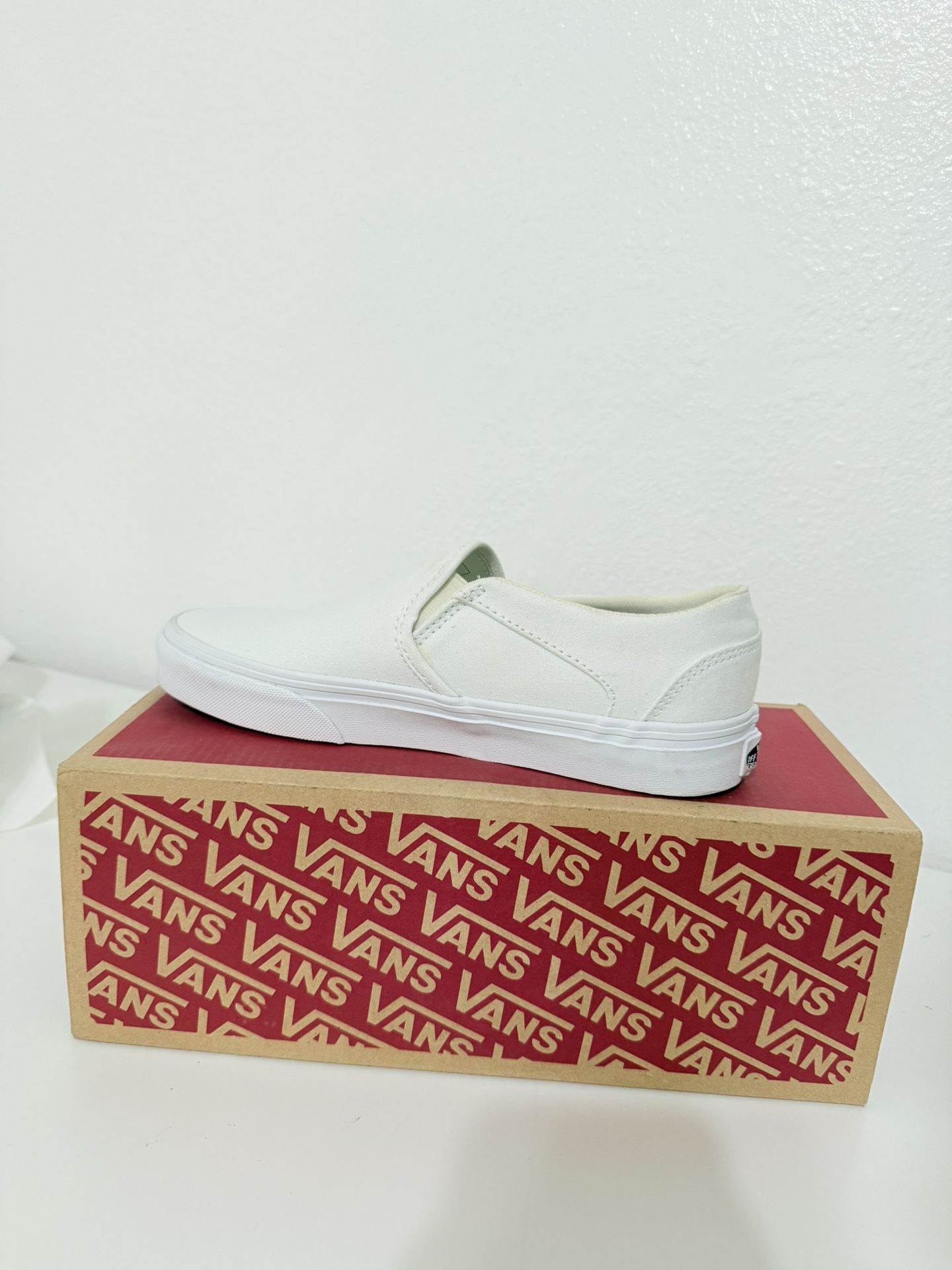 White Vans SIZE 7 Womens