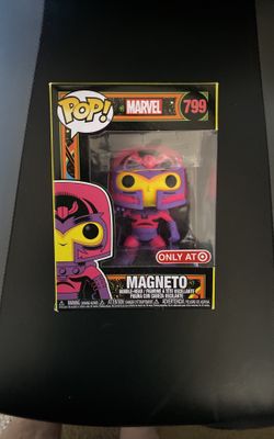 Funko Pop! Magneto Target Exclusive (Black light)