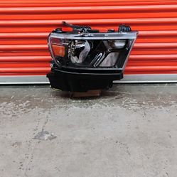 Passenger Side Headlight for 2019-2022 Dodge Ram 1500