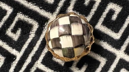 8 MacKenzie-Childs Courtly Check Round Knobs