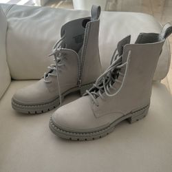 Steve Madden Boots 