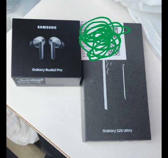 Samsung Galaxy S25 Ultra 512 Gb + Galaxy Buds 3 Pro