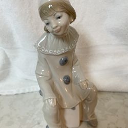 Lladro 1176 Clown Girl