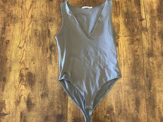 Body tank top (Negotiable price)