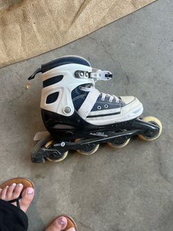 Skates