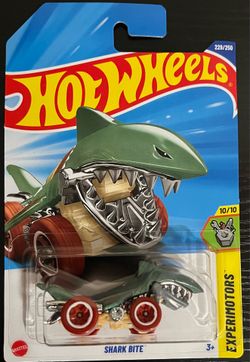 Hot Wheels (Shark Bite) TH