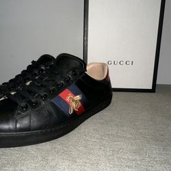 Gucci Black Bee Stripe Leather Lace-Up Sneaker 