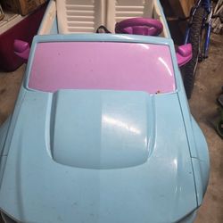 Kids Ride-On Mustang (Needs Charger)