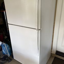 Clean Working Garage Fridge - Cold Freezer - Ready Today