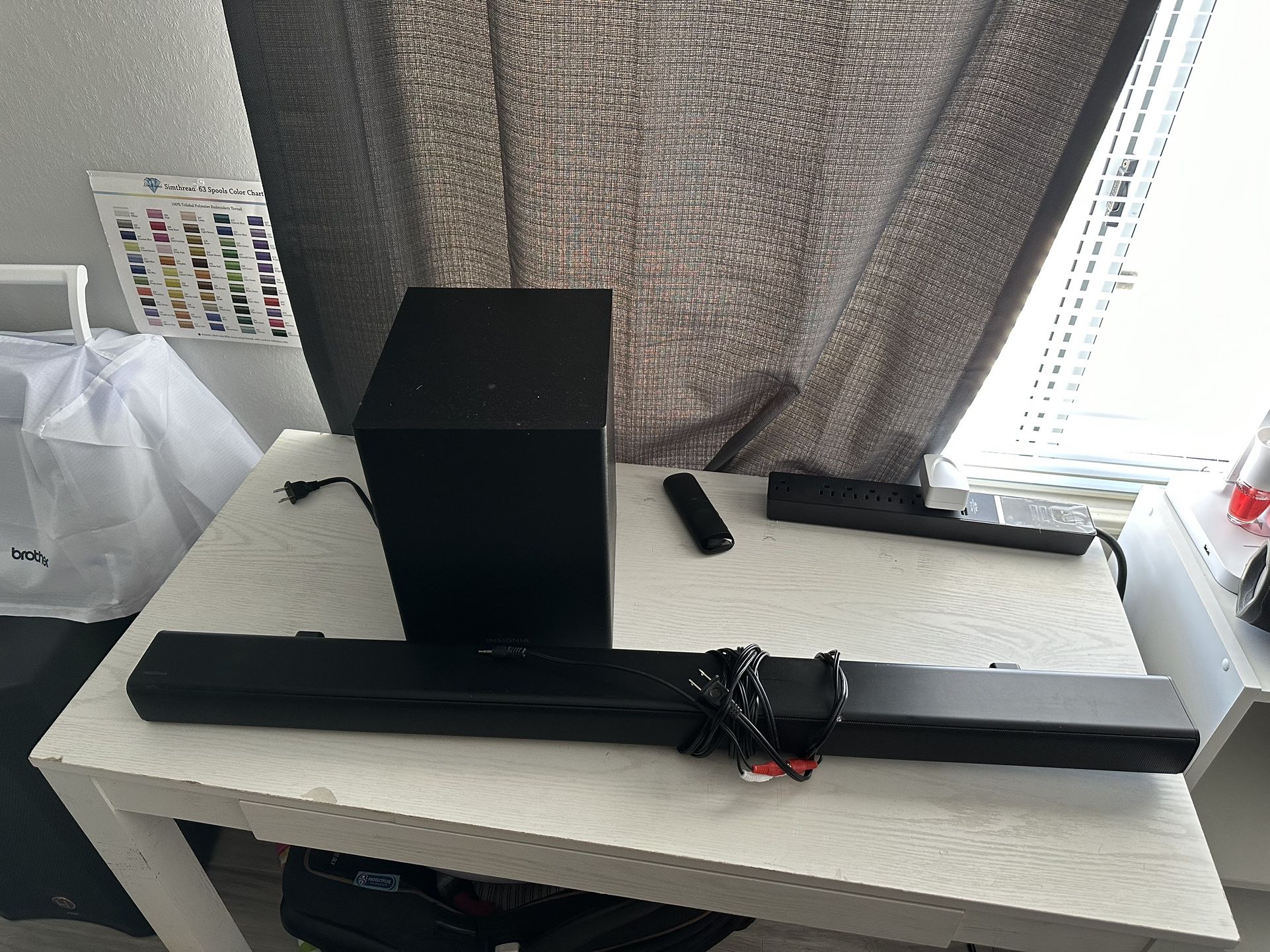 Insignia Sound Bar With Subwoofer for Sale in Palmdale, CA OfferUp